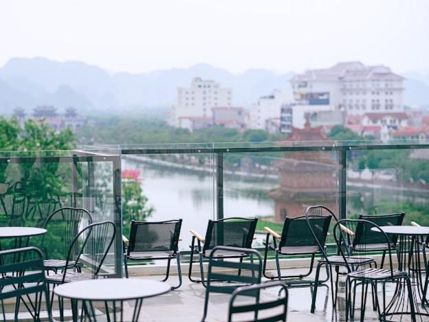 Milan Hotel Ninh Binh Exterior photo