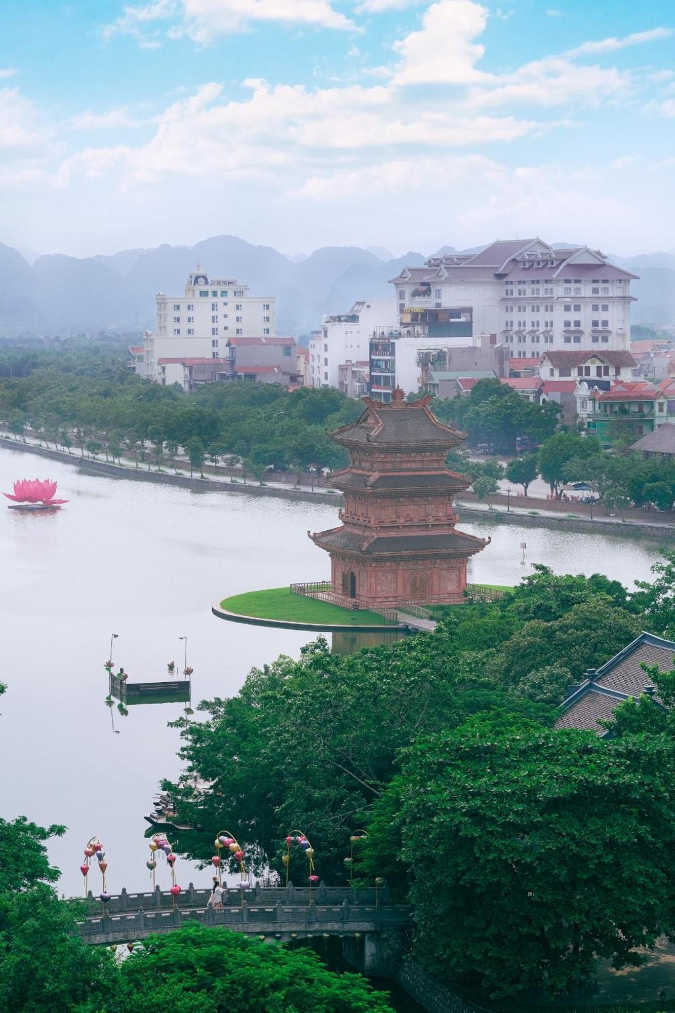 Milan Hotel Ninh Binh Exterior photo